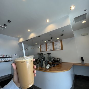 Idego Coffee Roasters - iced vanilla latte - Coffee Roasteries Near Me - Poway, California