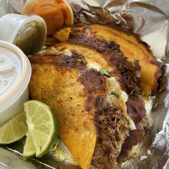 La Factoria Tacos - Birria Tacos - Food Trucks Near Me - Fort Worth, Texas La Factoria Tacos - Birria Tacos - Food Trucks Near Me - Fort Worth, Texas