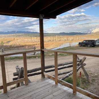 Heart Six Guest Ranch - Ranches Near Me - Moran, Wyoming