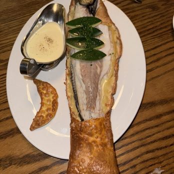 La Banane - EUROBASS-EN-CROÛTE - French Near Me - Toronto, Ontario