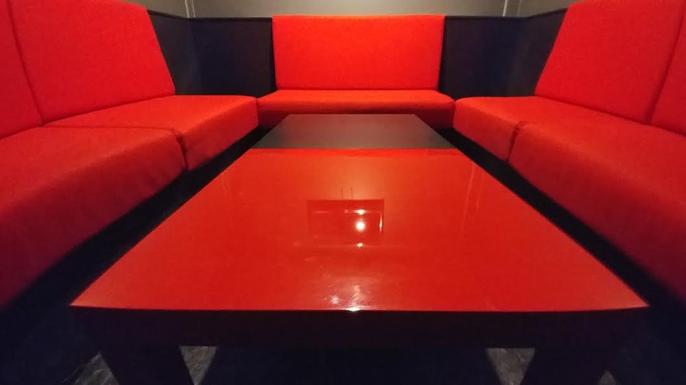 Echo Karaoke & Lounge