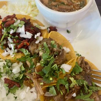 El Catrin - Mini Tacos: Pastor & Carnitas - Mexican Near Me - San Antonio, Texas