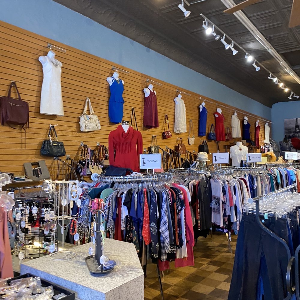 Rainy Day Resale - Women's Clothing Near Me - La Grange, Kentucky Rainy Day Resale - Women's Clothing Near Me - La Grange, Kentucky