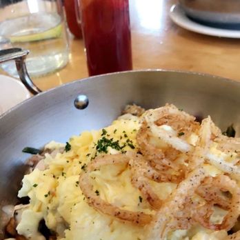 Buttermilk - Leftover Skillet (turkey, stuffing, potatoes, green beans, and wild mushroom gravy) - Coffee & Tea Near Me - Geneva, Illinois Buttermilk - Leftover Skillet (turkey, stuffing, potatoes, green beans, and wild mushroom gravy) - Coffee & Tea Near Me - Geneva, Illinois