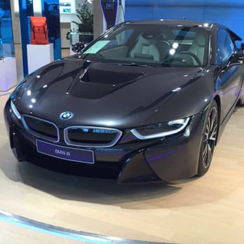 BMW Welt - Car Dealers Near Me - Munich, BY