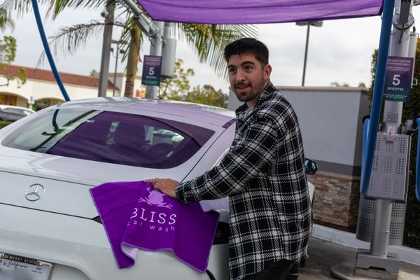 Bliss Car Wash - Santa Clarita BLISS CAR WASH - SANTA CLARITA - Updated July 2025 - 30 Photos & 53