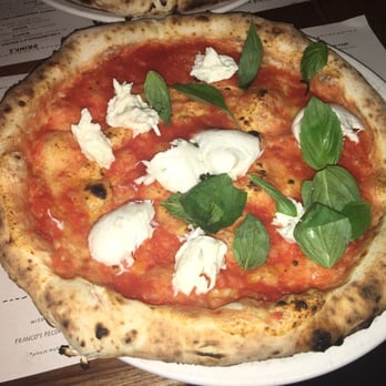 Franco Manca - Vegetarian special (they forgot to put pesto on it initially) - Pizza Near Me - London, XGL