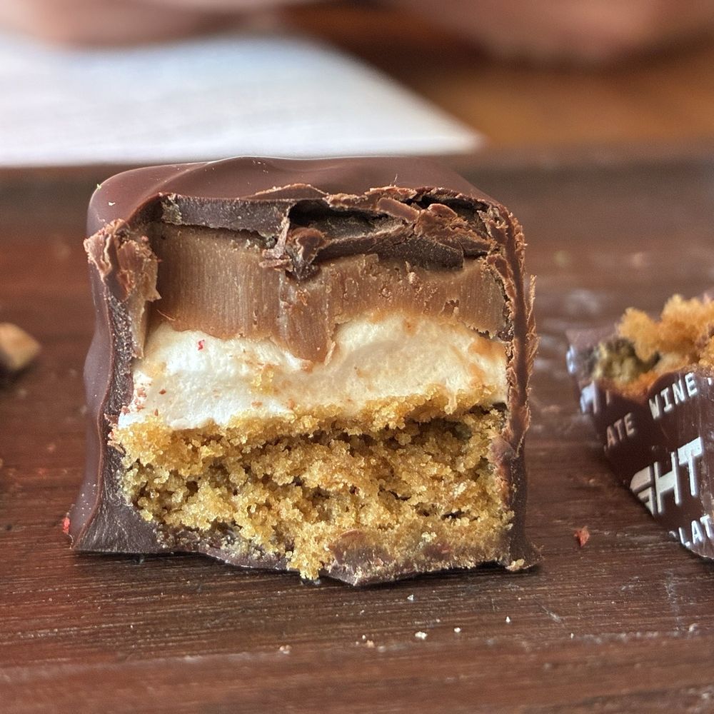 Flight Wine + Chocolate - S'mores chocolate - Wine Tasting Room Near Me - Seattle, Washington