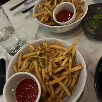 V's Paradise - Garlic fries - Steakhouses Near Me - Sacramento, California V's Paradise - Garlic fries - Steakhouses Near Me - Sacramento, California