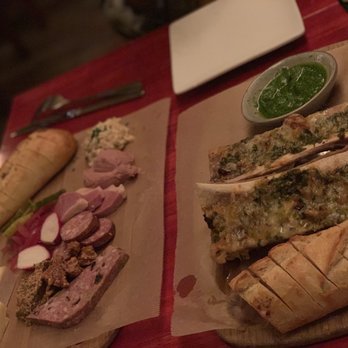 Salty Sow - Charcuterie board and bone marrow - American Near Me - Austin, Texas Salty Sow - Charcuterie board and bone marrow - American Near Me - Austin, Texas