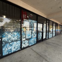 American Card Shop - Outdoors