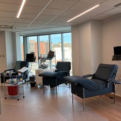 Memorial Blood Centers - Richfield Donor Center - Get comfy in our state-of-the-art donation chairs.