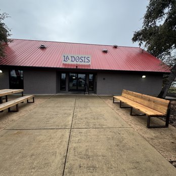 La Dosis Coffee + Cocktails - Front entrance - Coffee & Tea Near Me - Cedar Park, Texas La Dosis Coffee + Cocktails - Front entrance - Coffee & Tea Near Me - Cedar Park, Texas