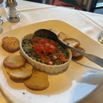 Chart House - Artichoke spinach dip with crackers - Seafood Near Me - Longboat Key, Florida