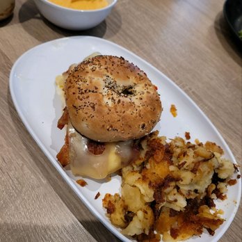 Valley Bistro - Everything bagel with bacon and cheese with hashbrowns and a side of beer cheese - Breakfast & Brunch Near Me - Enola, Pennsylvania Valley Bistro - Everything bagel with bacon and cheese with hashbrowns and a side of beer cheese - Breakfast & Brunch Near Me - Enola, Pennsylvania
