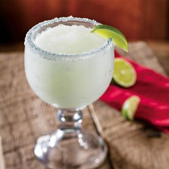 Cheddar's Scratch Kitchen - Texas Margarita made with gold tequila and fine liqueurs, served on-the-rocks or frozen. - Comfort Food Near Me - West Melbourne, Florida