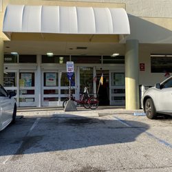 Walgreens - Coming from parking lot