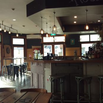 Lord Raglan Hotel - Bar - Bars Near Me - Alexandria, NSW