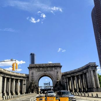 Manhattan Bridge - Landmarks & Historical Buildings Near Me Manhattan Bridge - Landmarks & Historical Buildings Near Me