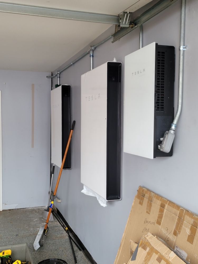 Slide of Alma Roofing