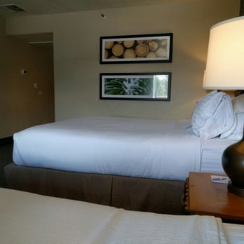 Holiday Inn The Lodge at Big Bear Lake - Big Bear, CA