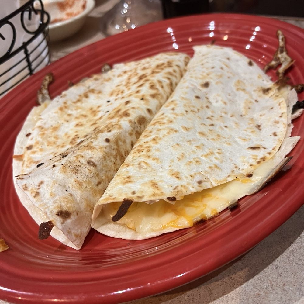 Cancun Mexican Restaurant - Quesadilla - Mexican Near Me - Crescent Springs, Kentucky