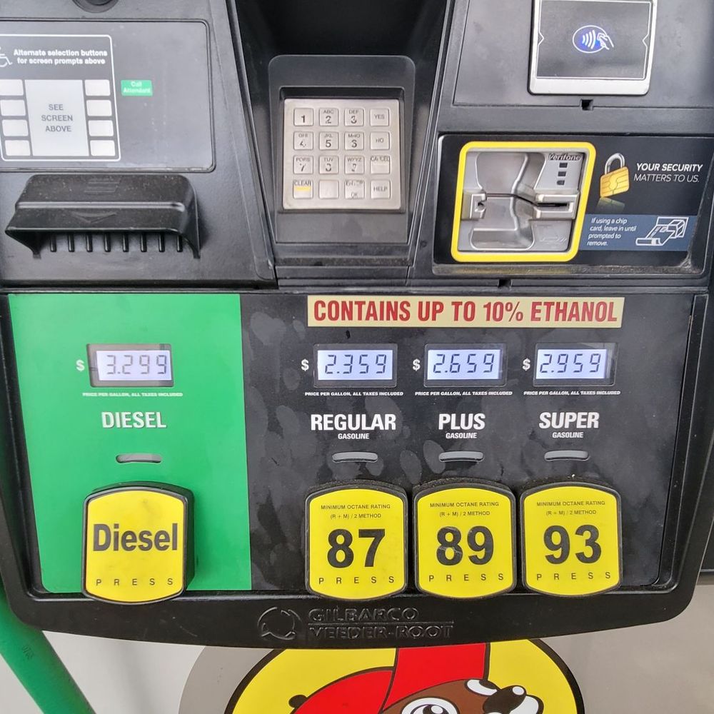 Buc-ee's - Good prices on gas - Gas Stations Near Me - Temple, Texas