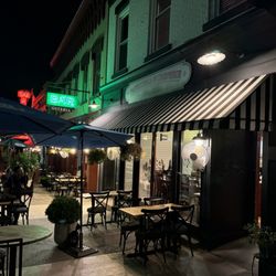 Osteria Salina - Patio area