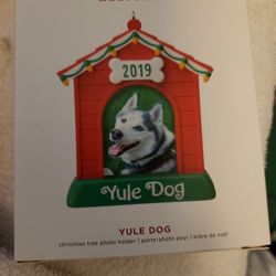Little Green Apple - Christmas in July. This ornament was 90% off and so cute