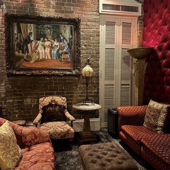 Muriel's Jackson Square - Cajun/Creole Near Me - New Orleans, Louisiana
