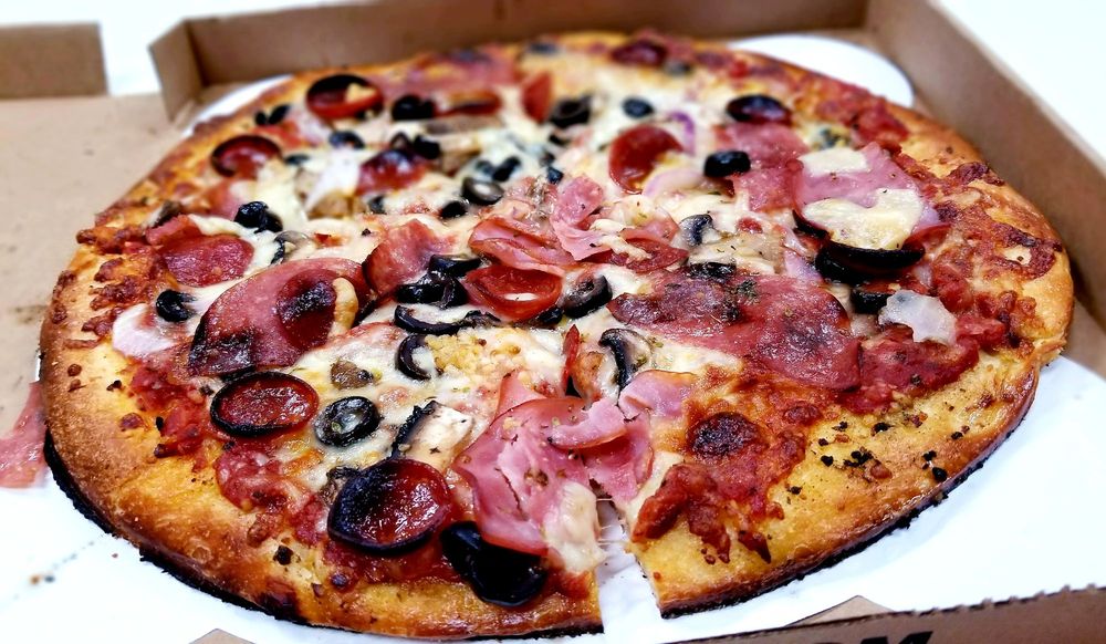 PIEOLOGY PIZZERIA EL PASEO, FRESNO, CA 291 Photos & 220 Reviews