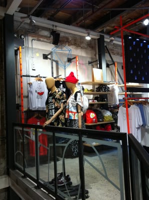 Urban Outfitters by null