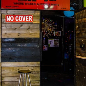 The Patio - Entrance on Washington next to Planet Pizza - Bars Near Me - Orlando, Florida