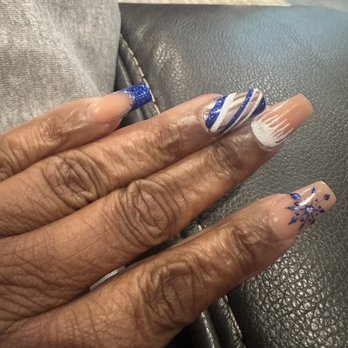 Bella Nails & Lash - Couldn't be happier! - Nail Salons Near Me - San Antonio, Texas