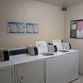 Granada Apartments - Apartments Near Me - Clovis, California Granada Apartments - Apartments Near Me - Clovis, California