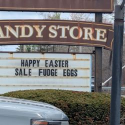 Winfrey's Fudge & Candy - Sale... nope!