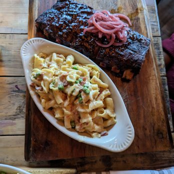 Beginnings - Finger Lickin Ribs with  Mac & Cheese - Bars Near Me - Atlantic Beach, New York