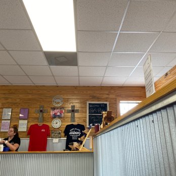 Pop's Place Bar B Q - Cashier - Barbeque Near Me - Hanceville, Alabama