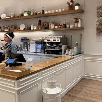 Bacio Di Latte - Gelato Near Me - Irvine, California