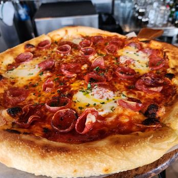 Bar Italia - Pepporoni Pizza Gourmet (The Best!) - Italian Near Me - Winter Park, Florida