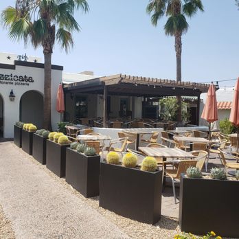 Pizzicata - Outdoor seating - Pizza Near Me - Carefree, Arizona