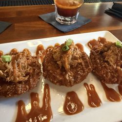 Mojos Bar & Grille - Jalapeño grit cakes