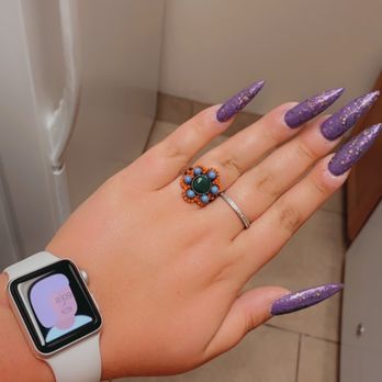 Lush Nail Bar - Nail Salons Near Me - Gilbert, Arizona