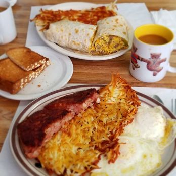 Grandpa's Kitchen - Perfectly cooked corned beef, crispy hash browns, and eggs over medium (front). Machaca breakfast burrito (back) - Breakfast & Brunch Near Me - Kingman, Arizona Grandpa's Kitchen - Perfectly cooked corned beef, crispy hash browns, and eggs over medium (front). Machaca breakfast burrito (back) - Breakfast & Brunch Near Me - Kingman, Arizona