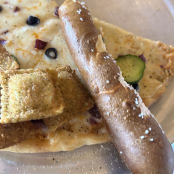 The Weingarten - Toasted ravioli and bretzel - Wine Bars Near Me - Belleville, Illinois