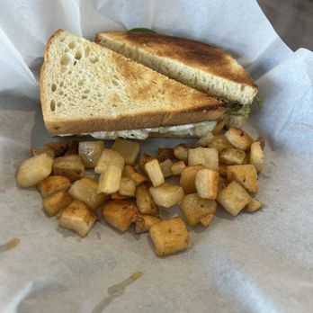 The Farmer's Daughters Cafe - Breakfast Sandwich add potatoes - Breakfast & Brunch Near Me - Bozeman, Montana The Farmer's Daughters Cafe - Breakfast Sandwich add potatoes - Breakfast & Brunch Near Me - Bozeman, Montana