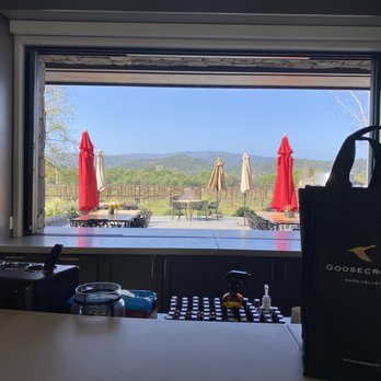 Goosecross Cellars - Wineries Near Me - Yountville, California