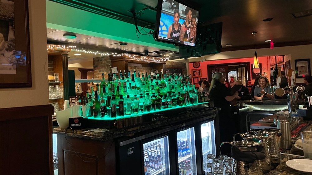 Luigi's Italian Restaurant & Bar