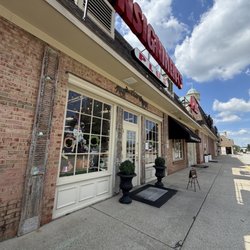 Consignment Plus - Entrance