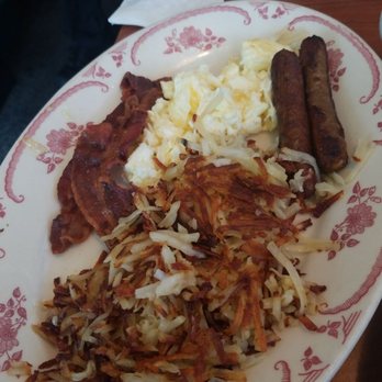 Henri's - 2 x 2 x 2 Meal - Diners Near Me - Canoga Park, California Henri's - 2 x 2 x 2 Meal - Diners Near Me - Canoga Park, California